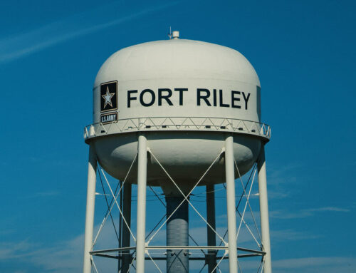 Helicopter crash injures 2 Fort Riley soldiers