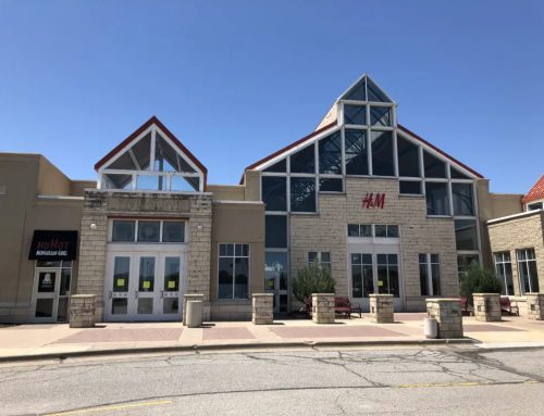 Claire’s closure to include Manhattan Town Center store