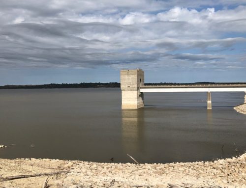Response underway after diesel barge carrying 1,800 gallons of fuel sinks at Tuttle Creek Reservoir