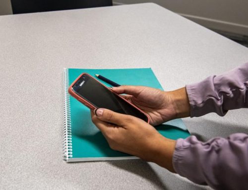School board follows state cell phone ban with new policy